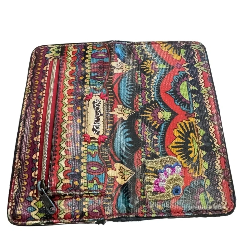 PREOWNED-SAKROOTS SLIM ELEPHANT Wallet-11 CC Slots-4 Full Dollar~Zip Coin-Snap